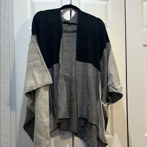 Black and Gray Colorblock Poncho